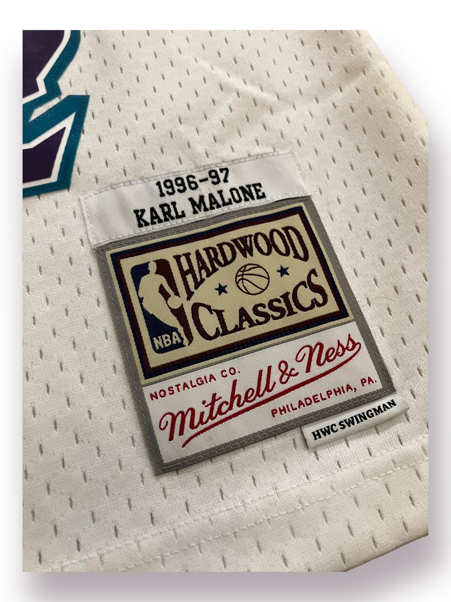 Mitchell & Ness Utah Jazz Swingman Jersey 'Karl Malone' (Pre-Owned)