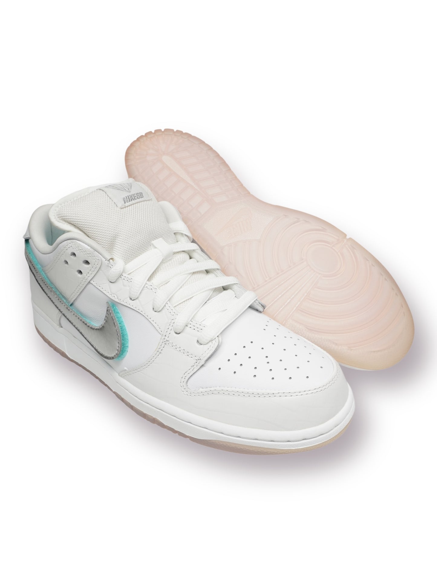 Diamond Supply Co. x Nike SB Dunk Low 'White Diamond'