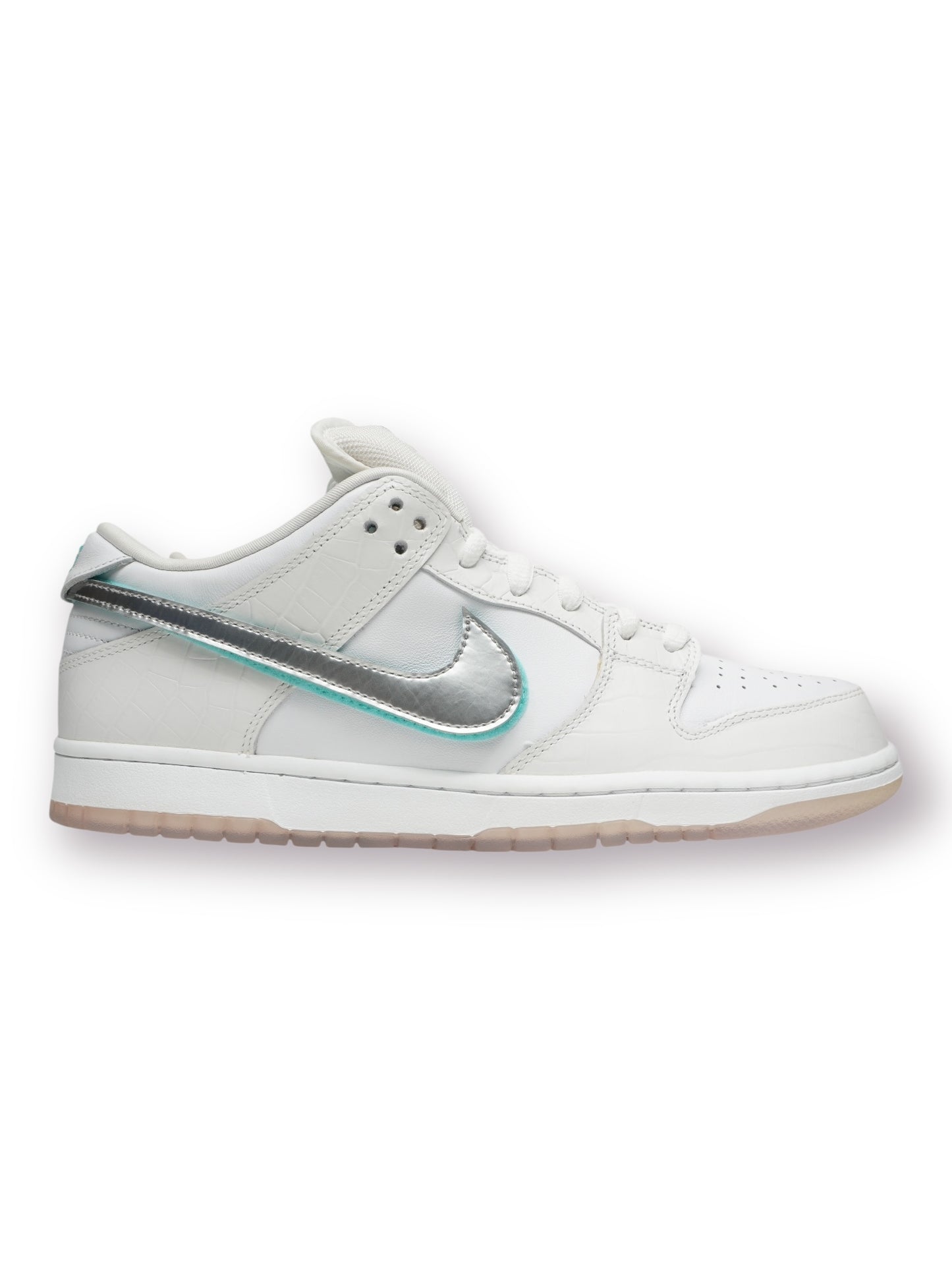 Diamond Supply Co. x Nike SB Dunk Low 'White Diamond'