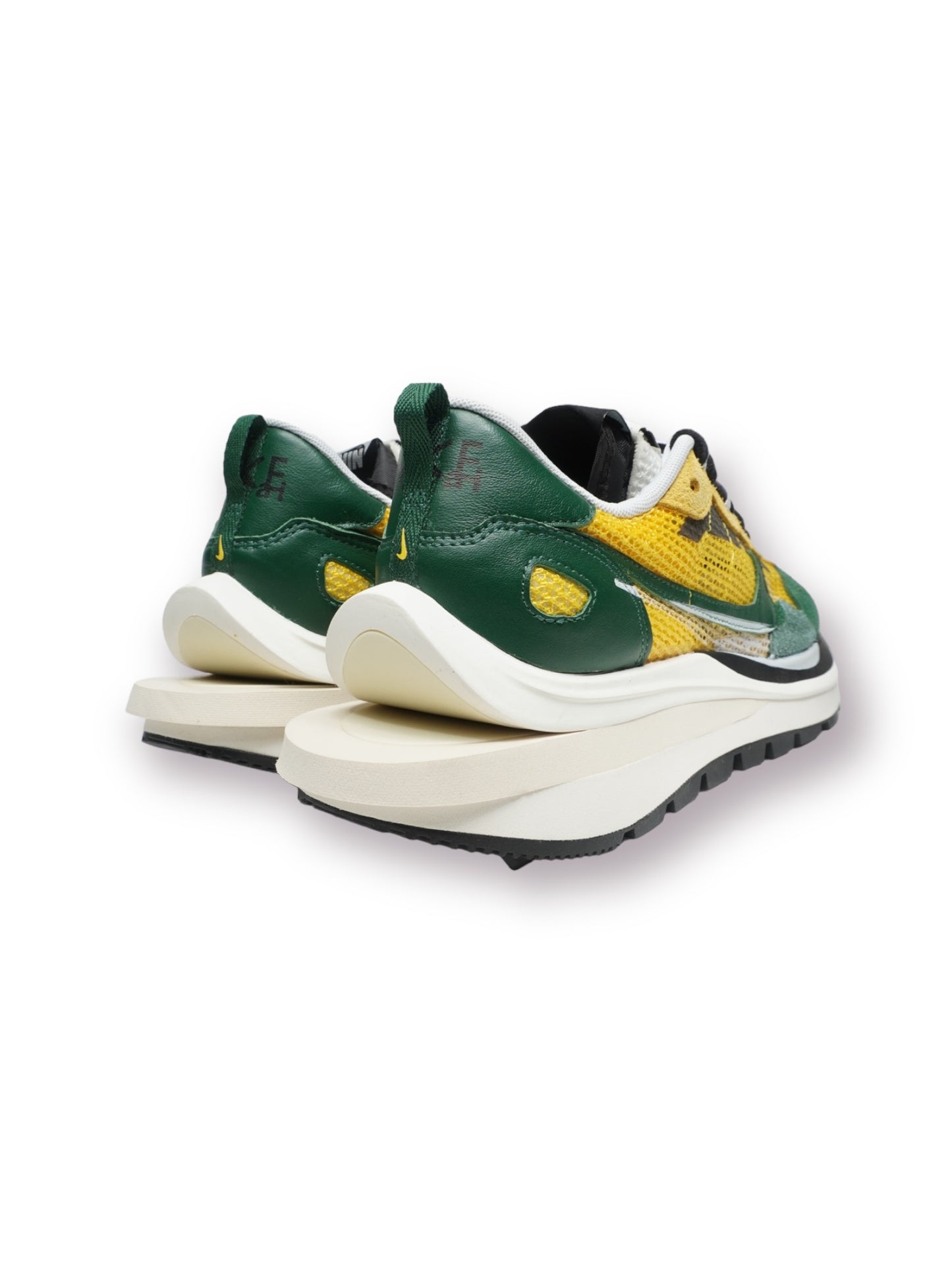 Sacai x Nike Vaporwaffle 'Tour Yellow/Stadium Green'