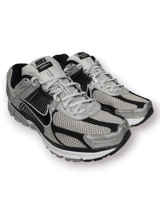 Nike Zoom Vomero 5 ‘Metallic Silver/Black’ (Pre-Owned)