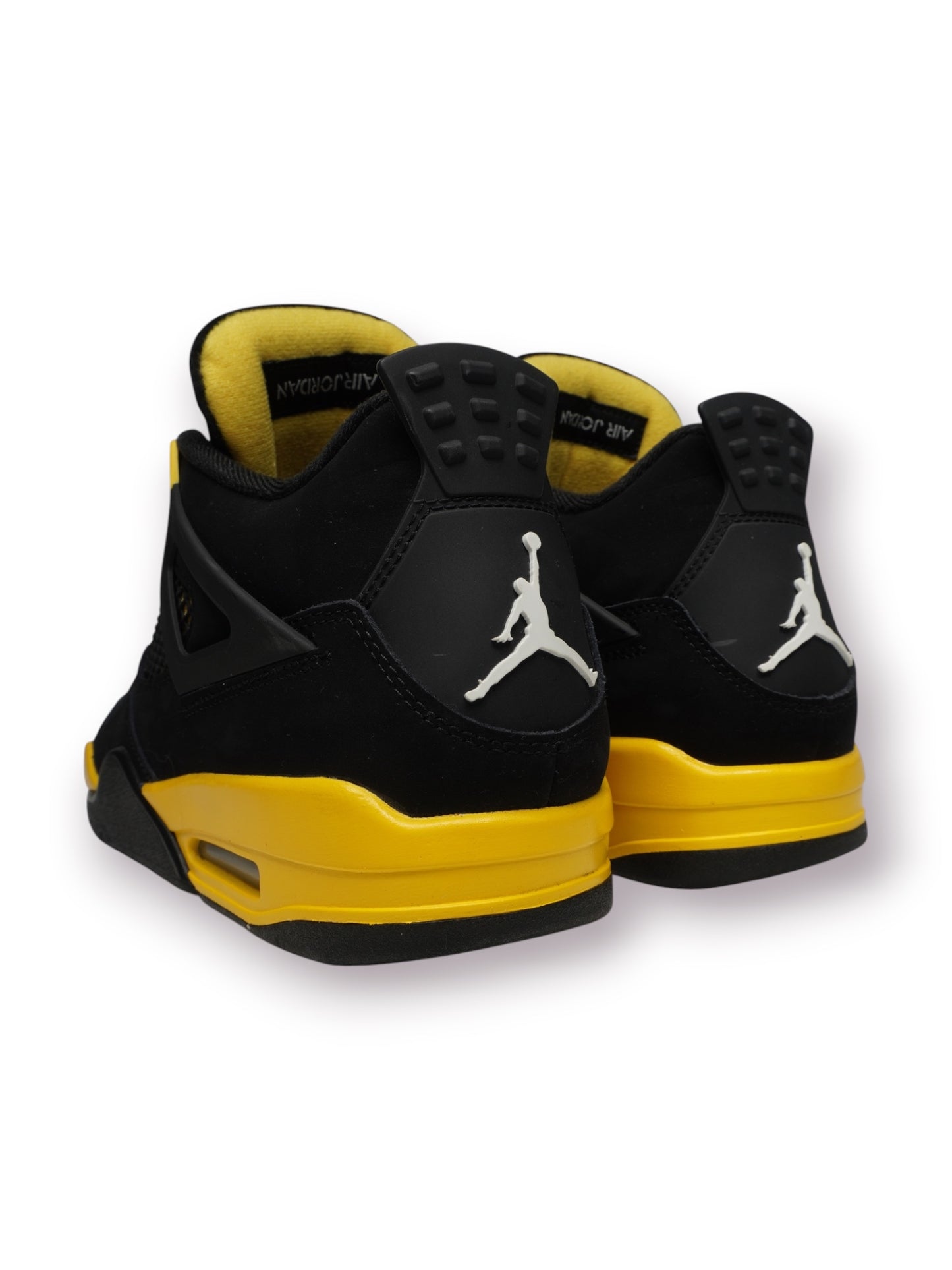 Jordan 4 Retro 'Thunder 2023' (Pre-Owned)