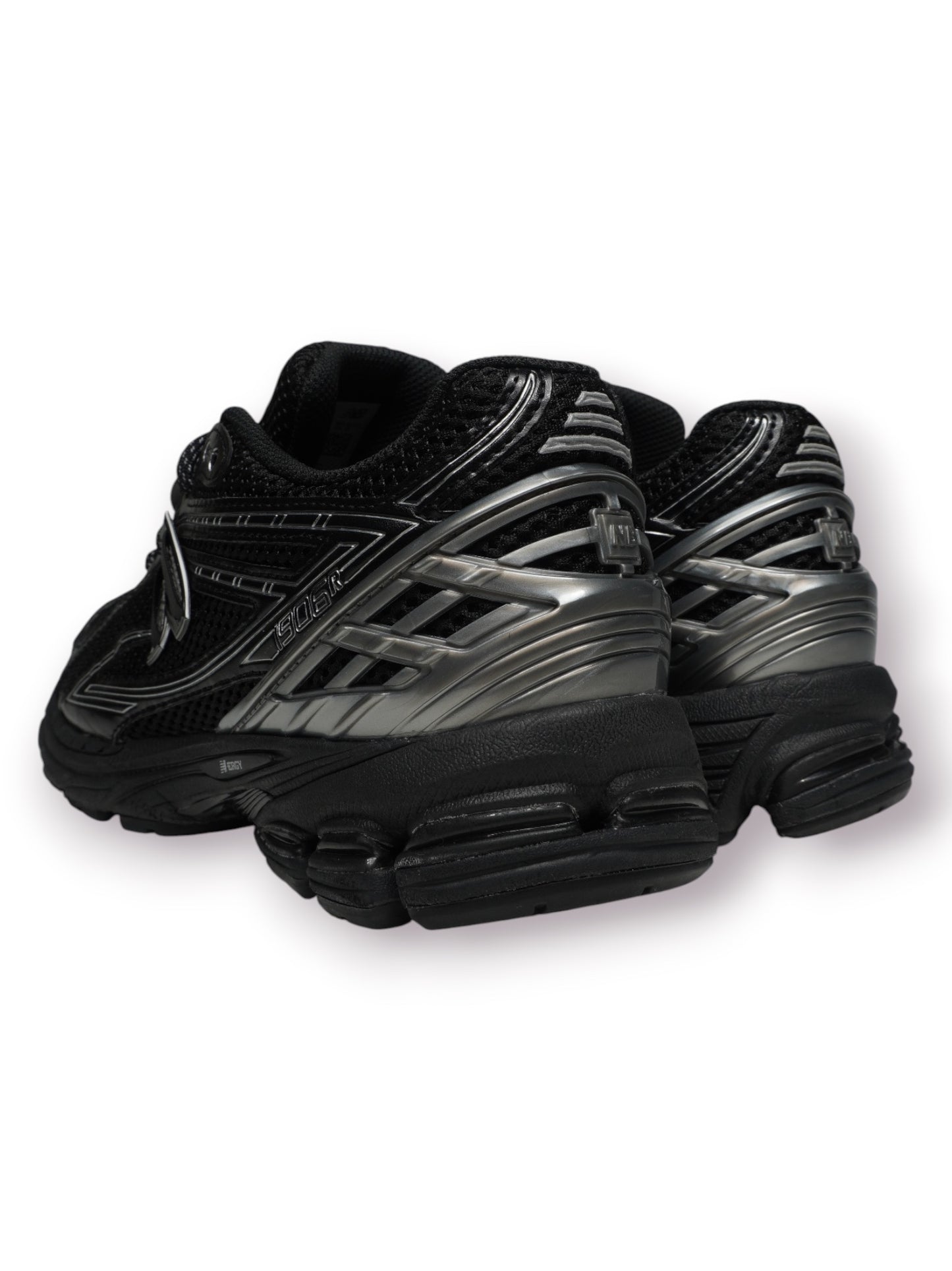 New Balance 1906R 'Black/Silver' (Pre-Owned)