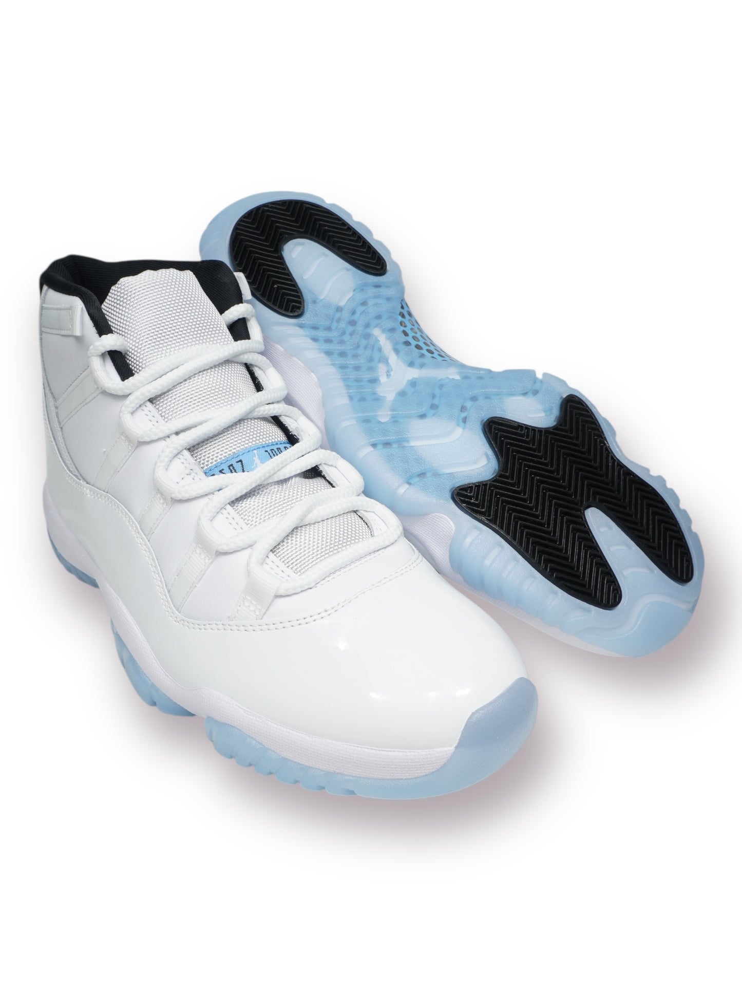 Jordan 11 ‘Legend Blue’ (2024)