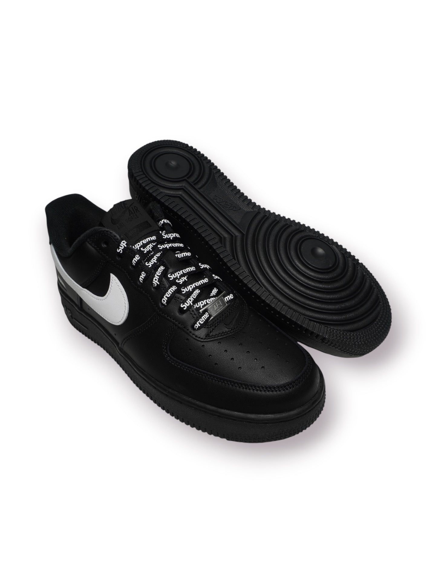 Supreme x Nike Air Force 1 Low ‘Black/White’ (Pre-Owned)