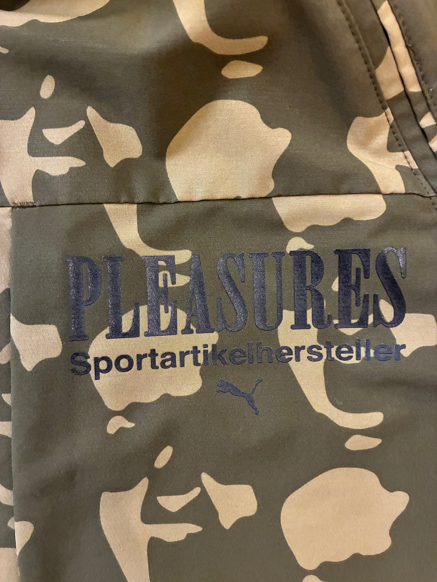 Puma x Pleasures Zip-Off Jacket ‘Camo’ (Pre-Owned)