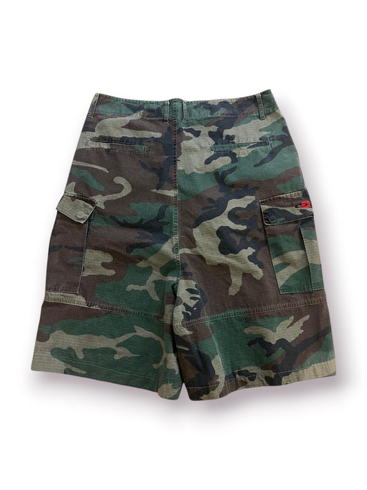 Raspberry Hills Camo Shorts That Look Like Pants (Pre-Owned)
