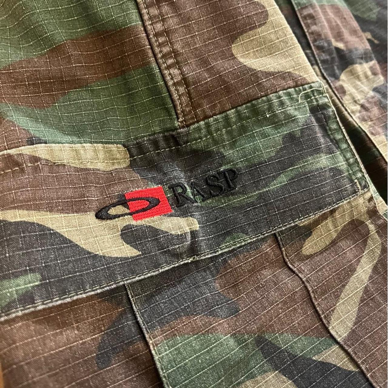 Raspberry Hills Camo Shorts That Look Like Pants (Pre-Owned)