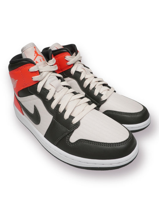 Jordan 1 Mid 'Newsprint Light Orewood Brown'