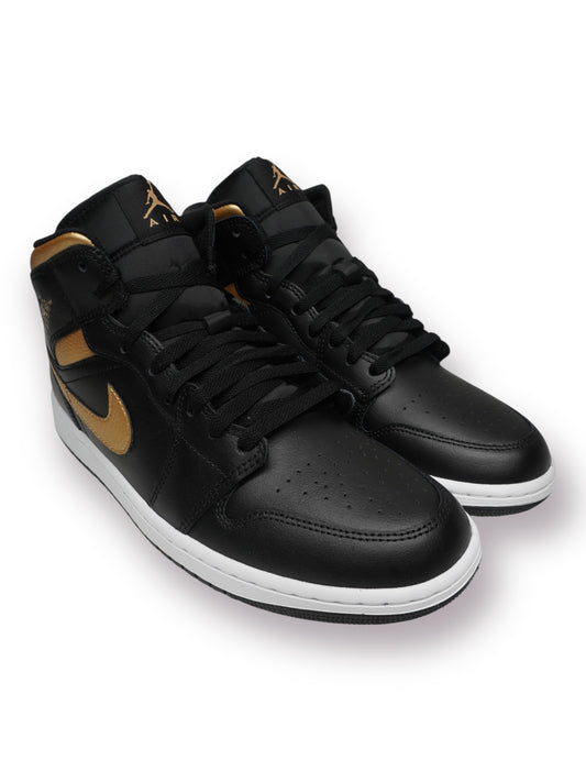 Jordan 1 Mid 'Black/Metallic Gold'