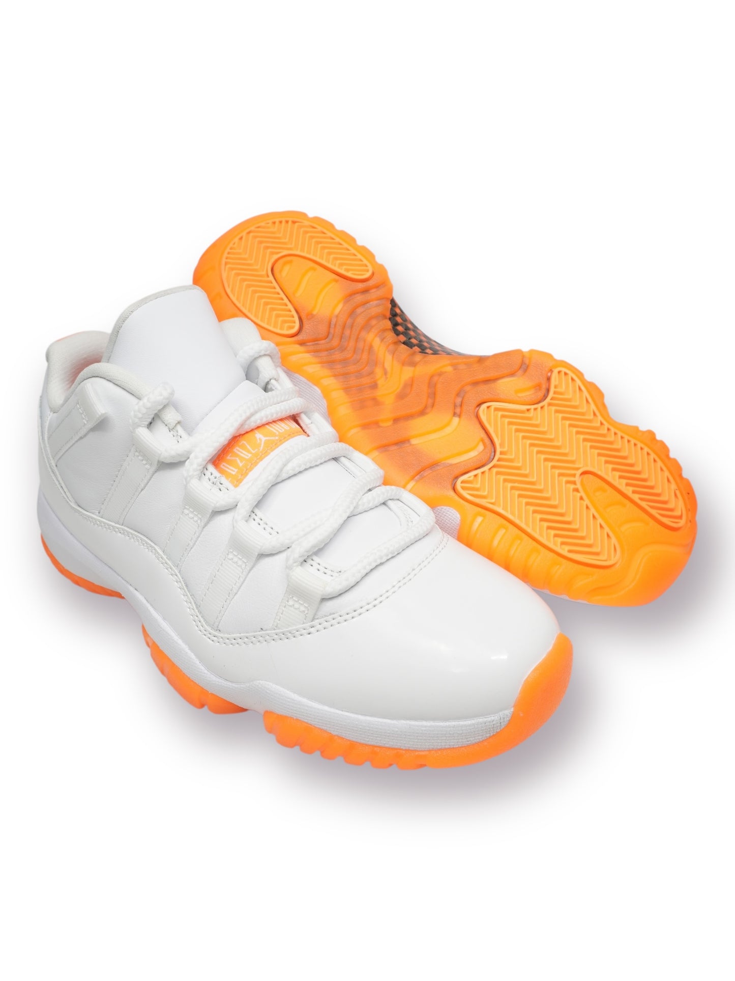 Jordan 11 Low 'Citrus' (Pre-Owned)