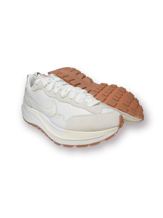 sacai x Nike Vaporwaffle 'Sail Gum'